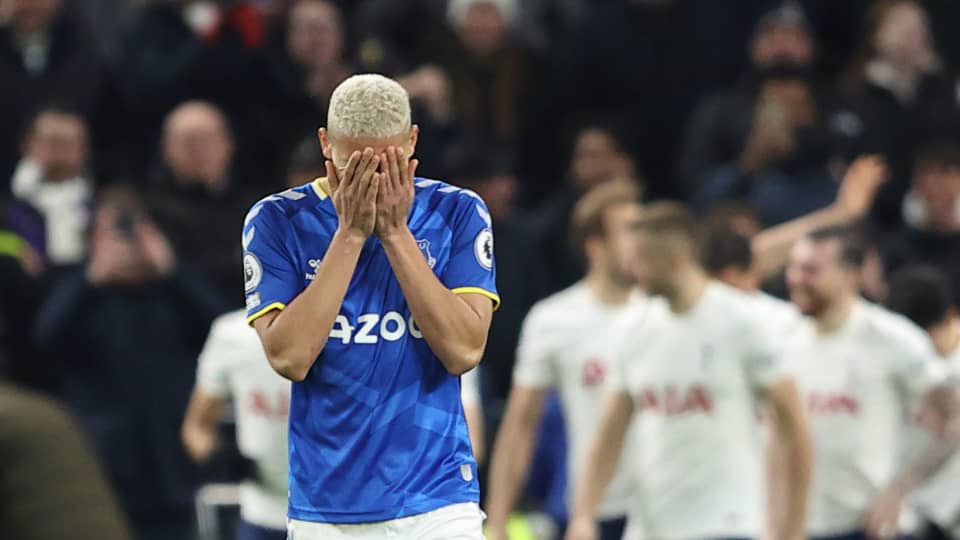 There’s no escape route for Everton
