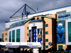 Chelsea sponsor, Three suspends deal after sanctions
