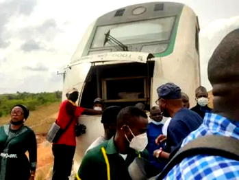 Breaking: Terrorists  bomb train on Abuja-Kaduna route 