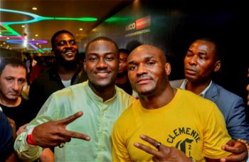 Odudu celebrates with Kamaru Usman, Phyno, 2face at the FaceOff Fight Night 2