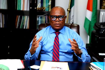 A’Ibom commissioner, Akan Okon resigns