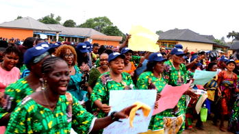 2023: S’East women storm Abia, insist on Yahaya Bello as next president