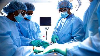 Routine changing of gloves could reduce surgical infection by 13% —STUDY