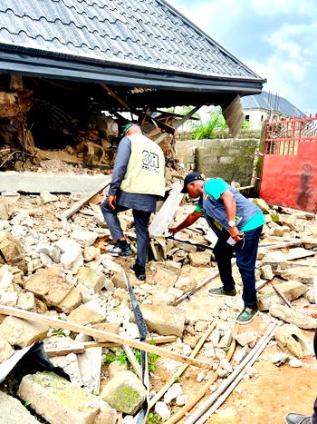 BREAKING: Many injured, family of 7 rescued as building collapses in Imo