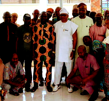 2023: Oyo senate aspirant inaugurates contact, mobilisation team