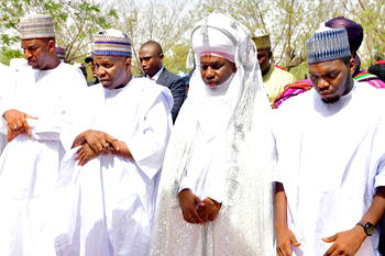 Sallah: Gov Inuwa leads dignitaries to observe Eid Prayer in Gombe