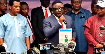 I’ll be next President, says Ayade; gets nomination form