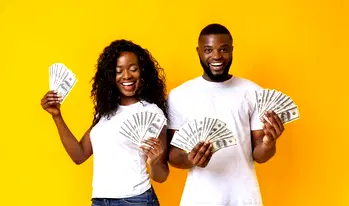 [Sponsored] Nigerians can now earn Dollars easily