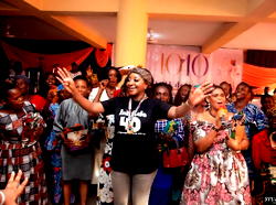 Nollywood star, Ini Edo empowers 40 Ibom women in small scale businesses