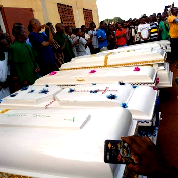 Benue: Kwande LGA conducts mass burial for victims of armed herders attack in Jato Aka