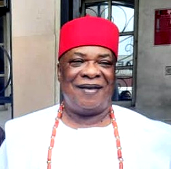 Eze Obianigwe receives Staff of Office