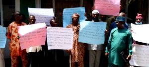 Defunct PHCN pensioners storm PTAD office, protest unpaid entitlements