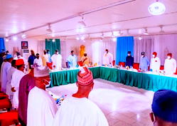 Consensus: Buhari hosts dinner for APC stakeholders