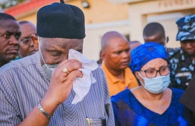 Owo Attack: I’ve failed my people, Akeredolu weeps at funeral