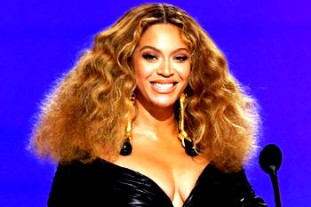 Beyonce goes completely n*de on album cover of ‘Renaissance’