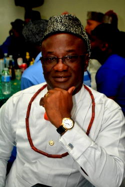 Dan Dolor Felicitates with Oyeye at 60