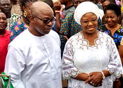 Ekiti decides 2022: Segun Oni, wife cast votes