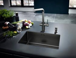 Step by step for the better – GROHE’s ongoing journey to plastic-free packaging