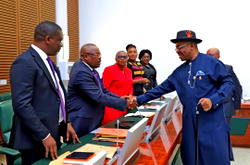 Udom approves more roads, scholarship scheme in Akwa Ibom