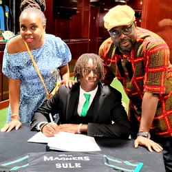 Celtic fans in cloud nine as Eseosa Sule signs first professional contract