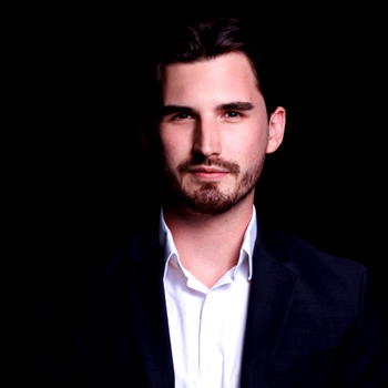3 qualities that successful people possess as per Felix Hartmann