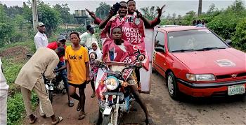 Adeleke’s Victory: Jubilant PDP supporter shoots self in Osun