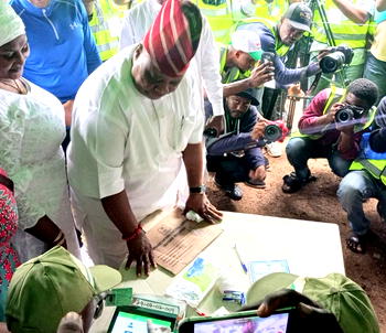 Osun: Adeleke wins his polling unit with 218 votes; APC got 23