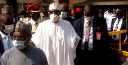 Buhari visits Kuje Prisons