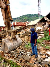 Flooding: FCTA pulls down 135 houses, illegal structures on waterways