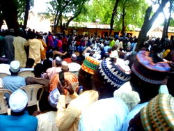 Gale of defections hit Kebbi APC as ex-Senate leader receives thousands of defectors to PDP
