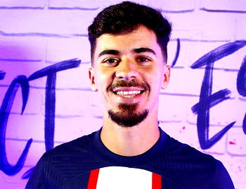 PSG sign €40m Portugal midfielder, Vitinha, from Porto