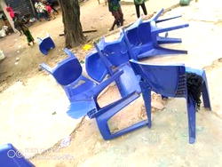 Four injured as PDP, APC trade blame over attack on party secretariat