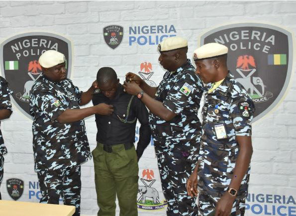 Police dismiss Dekit's Mopol Inspector over extortion