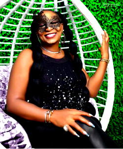 Mo’Nike: the quintessential singer
