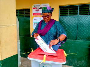 Osun guber: PDP, APC confident of victory, commend INEC, Electorate