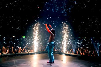 Burna Boy records another historic feat, becomes first African artiste to sell out 21,000 Capacity Arena in Atlanta