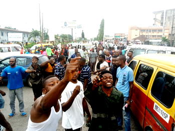 Chaos in Benin as residents, drivers protest bad road, vehicles regulation