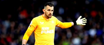 Manchester United agree loan deal for Martin Dubravka
