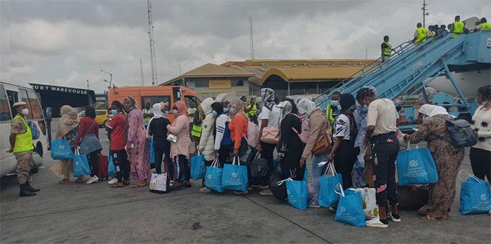 FG receives 103 Nigerians deported from Turkey