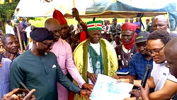 FG awards contract to link Zango Kataf & Kauru LGAs across River Kaduna&nbsp;