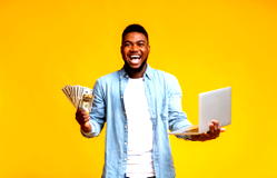 Exposed: How Nigerians can legitimately earn Dollars online
