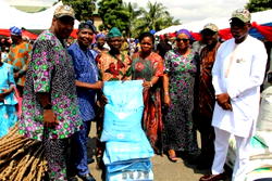15,000 farmer’s households, 69 food markets to benefit in Lagos-Cares initiative
