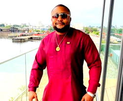 Kariboye-Igbo awards varsity scholarship to Rivers young student 