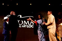 [Photos] T.D Jakes passes ministry baton to daughter, Sarah Jakes Roberts