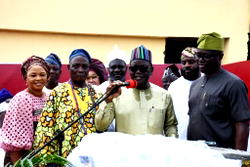 Makinde, Benue Gov, flag of construction Rashidi Ladoja GRA, Ibadan Circular Road 
