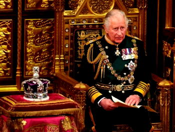 Charles III takes oaths, becomes King