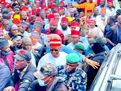 2027: Kwankwasiyya hails resignations, salutes loyalists backing Kwankwaso in Kano