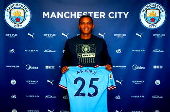 Man City sign Manuel Akanji from Dortmund for £15m