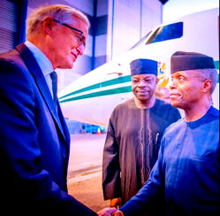 [Photos] Osinbajo arrives in London for funeral of Queen Elizabeth II
