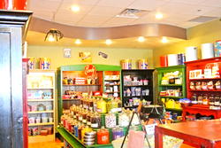 16-year-old girl shot after attempted theft from popcorn store in US